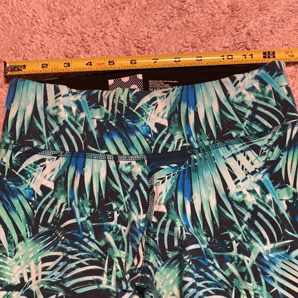 PINK Victoria’s Secret Leggings - size womens XS - Picture 7 of 10